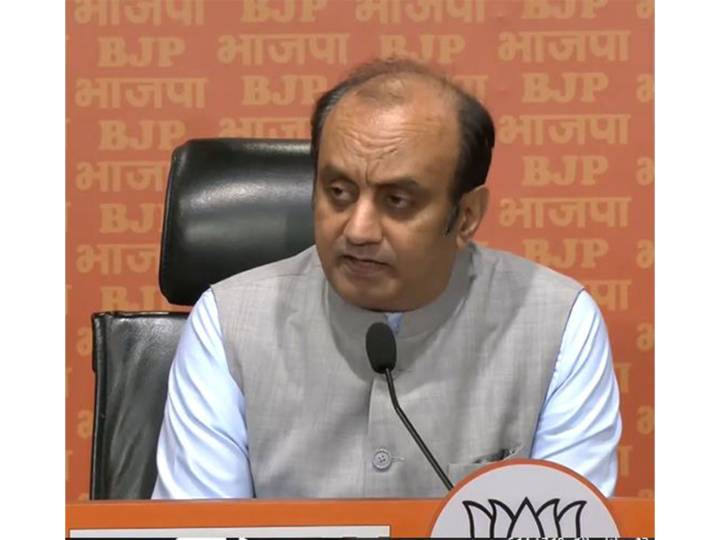 Sudhanshu Trivedi slams Tejashwi over jobs, women’s welfare