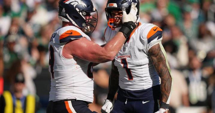 Broncos rally from 14-point deficit to hand Eagles their first loss of the season, 21