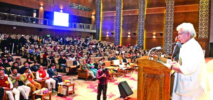 For developed India, objective should be to achieve consistent 5 pc annual growth rate: LG