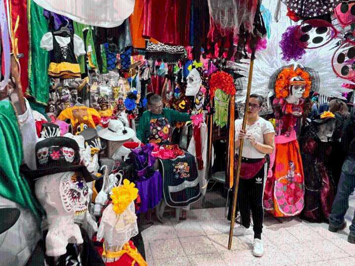 Repunta la actividad en el Mercado República por compras de último momento del Día de Muertos