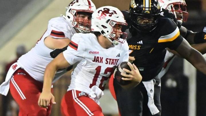 Week 7 college football odds, picks, predictions, betting guide for Thursday