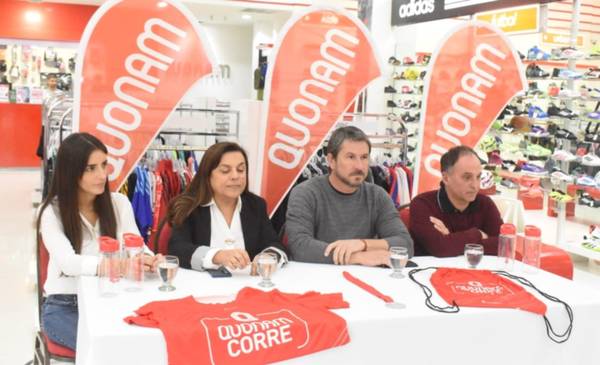 Merino acompañó la presentación de la tercera edición de “Quonam Corre”