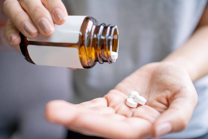 Vitamin K1 vs. K2: Which Should You Take for Stronger Bones?