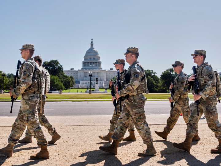 Estados Unidos: el gobierno de Donald Trump declaró a  Chicago como "zona de guerra" para desplegar soldados en la ciudad