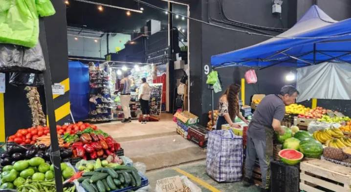 No duerme la siesta: Horario corrido los viernes y sábados en el anexo del Mercado San Miguel