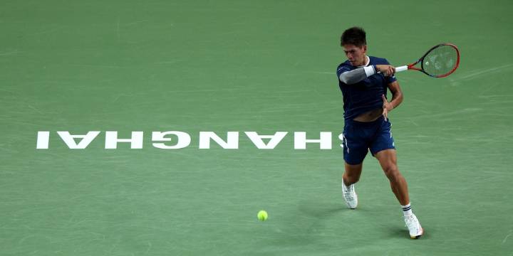 Sebastián Báez luchó, revirtió el resultado y ganó en su debut en Shanghai: cuándo juega el resto de La Legión