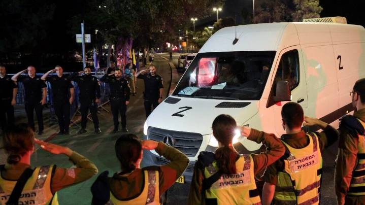 Hamas entregó otros dos cuerpos de rehenes israelíes muertos en Gaza y dijo que no pudo localizar a los 19 restantes