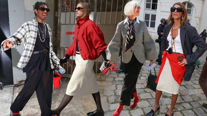 7 Ways to Incorporate a Pop of Red Into Your Wardrobe, According to Street Style