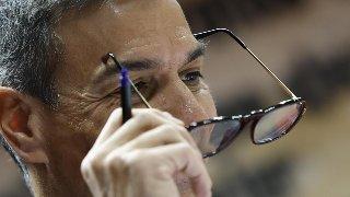 El vendedor de las gafas a Sánchez: “Son una pieza elegante que transmite personalidad”