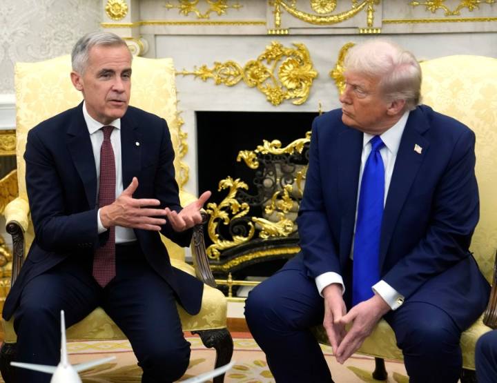 Canada's prime minister discussed reviving contentious Keystone XL pipeline with Trump