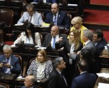 Otro revés para el Gobierno: Diputados le puso un freno a los DNU de Javier Milei