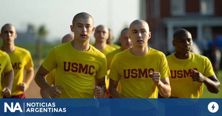 Cómo es “Reclutas”, al serie más popular hoy de Netflix en la Argentina