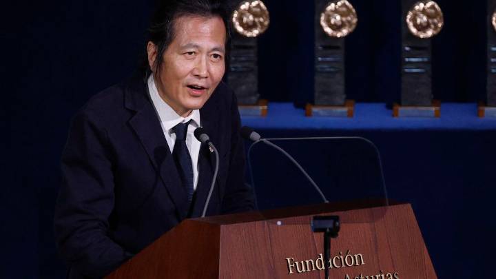 Byung-Chul Han asegura que su labor intelectual busca "desadormecer" a la sociedad porque "algo no va bien"