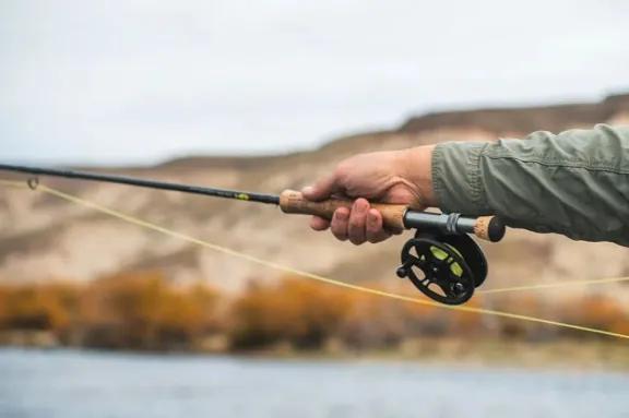 Comenzó la venta de permisos de pesca