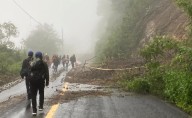 Caminos destrozados complican el rescate y envío de ayuda a personas atrapadas en Hidalgo