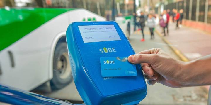 El Gobierno de Santa Fe dio de baja más de 34 mil beneficios de Boleto Educativo, tras detectarse irregularidades