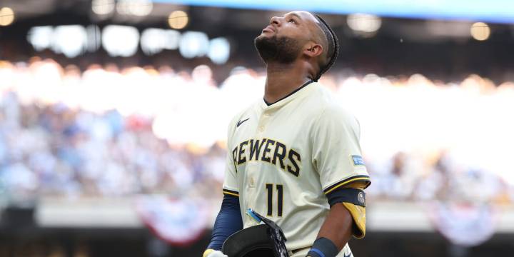 Jackson Chourio NLDS Game 1 hamstring injury update