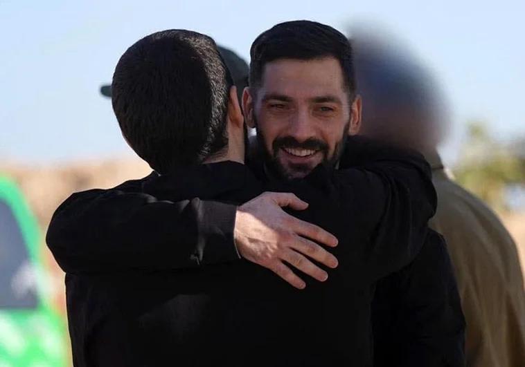 Los presos palestinos llegan a Gaza y Egipto e Israel da por concluida su liberación