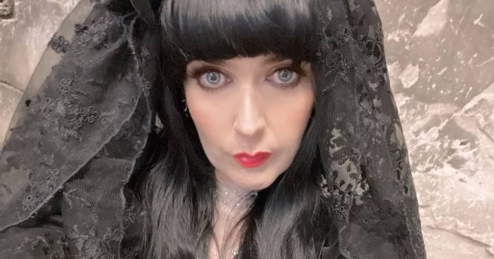 'I talk to ghosts and one haunts me at supermarket – fruit and veg flies everywhere'