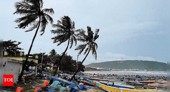 Cyclone Montha update: Storm set to hit Andhra Pradesh coast tonight; Odisha, Tamil Nadu brace for heavy rain