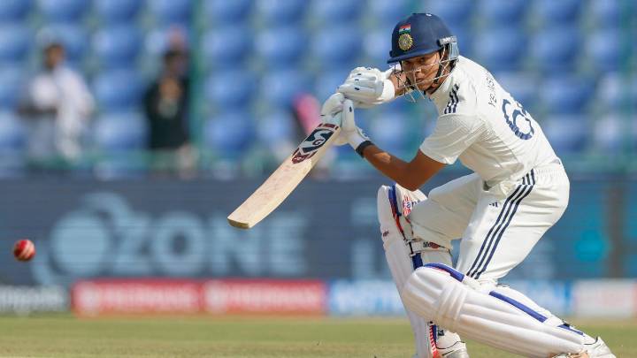 IND vs WI 2nd Test: India reach 94 runs at stroke of Lunch on Day 1