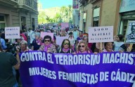 Nueva protesta por la gestión sanitaria del Gobierno de Juanma Moreno en Cádiz