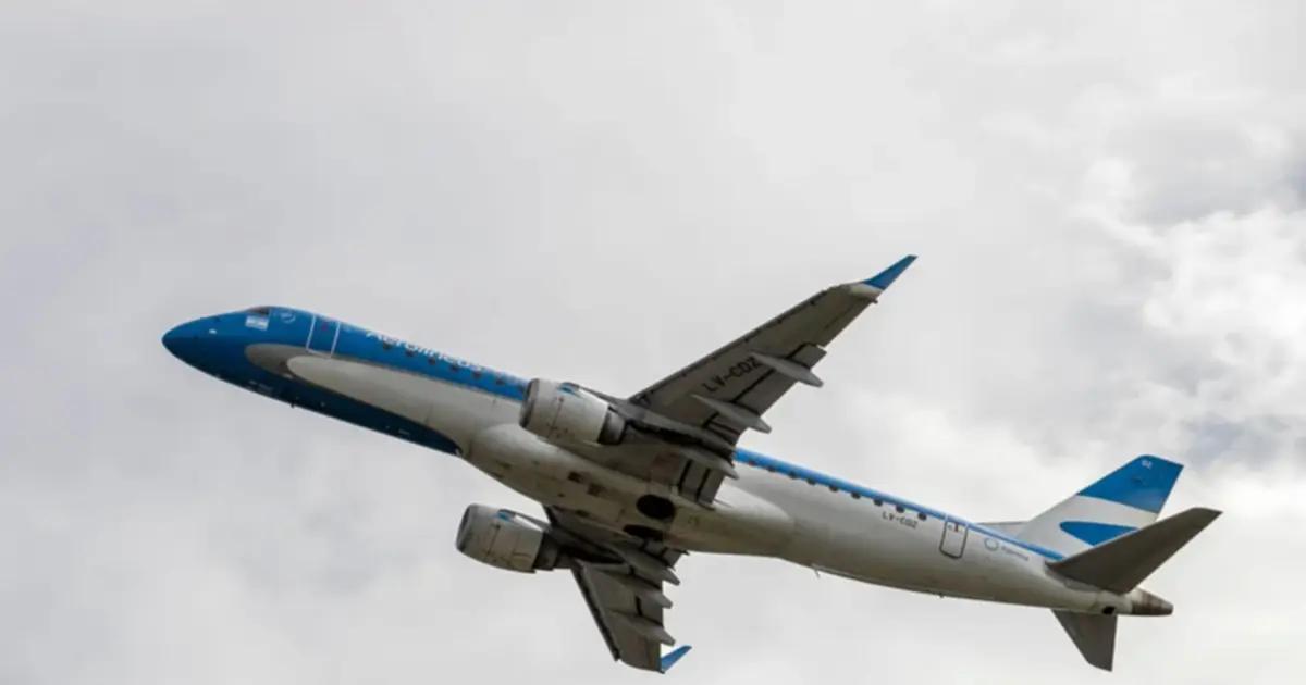 Emergencia: un vuelo de Aerolíneas fue desviado a Ezeiza tras una falla en el motor