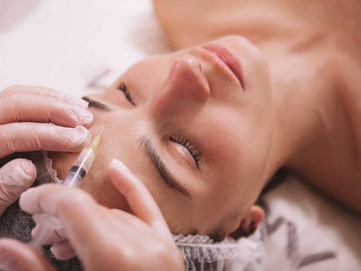 A dermatologist answers our questions about Sculptra