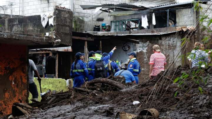 Lluvias en México Han Dejado 64 Muertos y 65 Desaparecidos en Cinco Estados