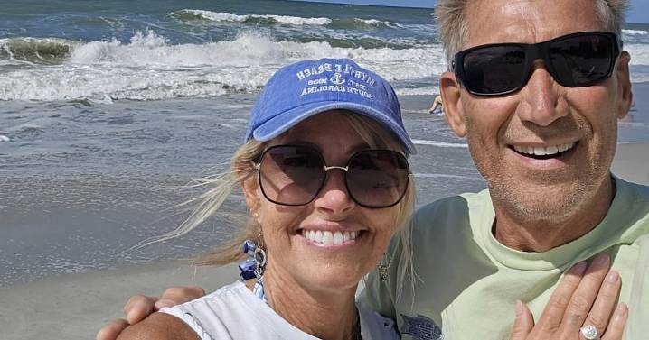 'Golden Bachelor' Star Engaged to New Girlfriend After Divorce