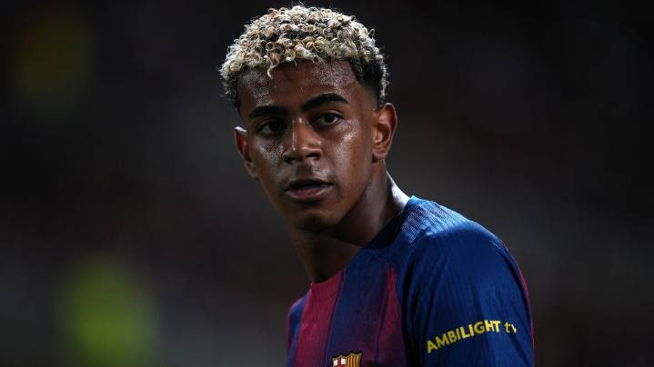 Yamal is back from injury a week before Barcelona faces Madrid in season's first clasico