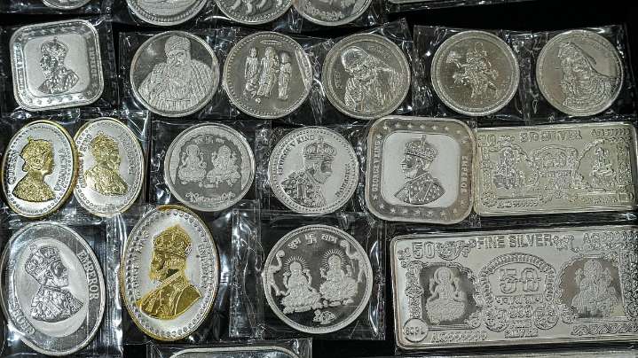 'Customers are opting silver instead of gold': Jewellery stores face high demand, keep Bengaluru buyers waiting