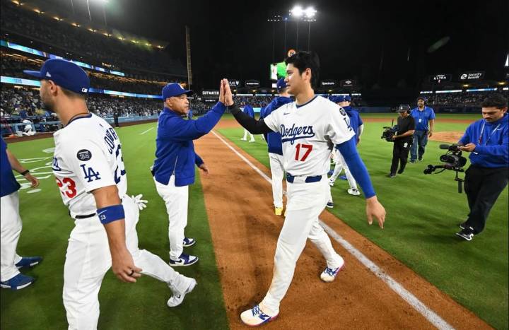 Dave Roberts Reveals Shohei Ohtani’s Status After 18-Inning Epic Jeopardizes World Series Start