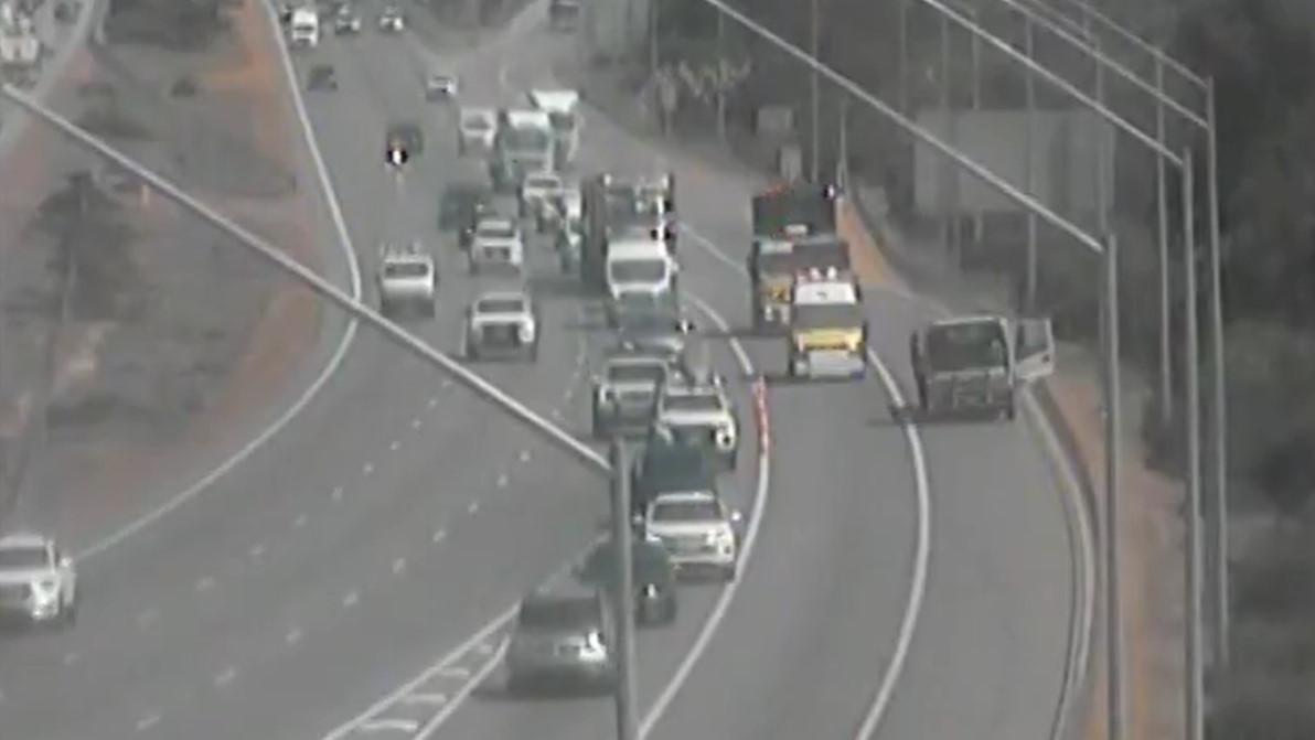 Perth traffic: Gridlock across metropolitan area as breakdowns add to misery