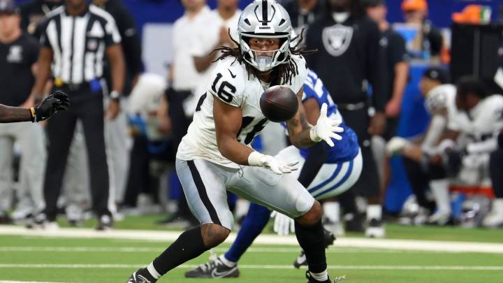 Should the Bills trade to bolster their roster? Here are options