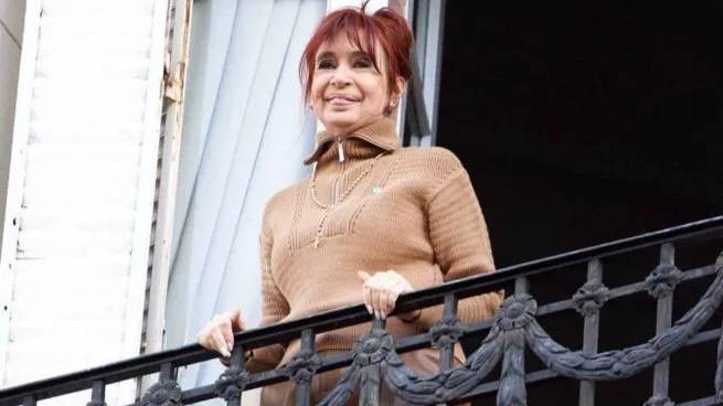"¡Argentinos... ya saben lo que hay que hacer!", el tuit de Cristina Kirchner tras el mensaje de Donald Trump
