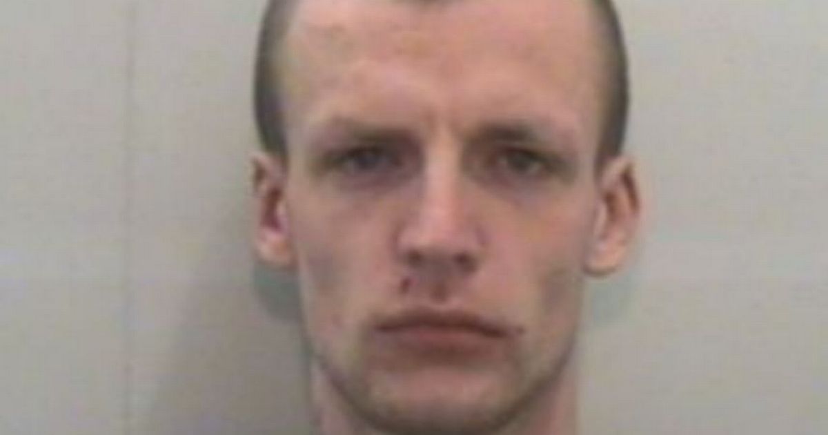 Strangeways inmate locked in 23 hours a day and not let out to eat took own life