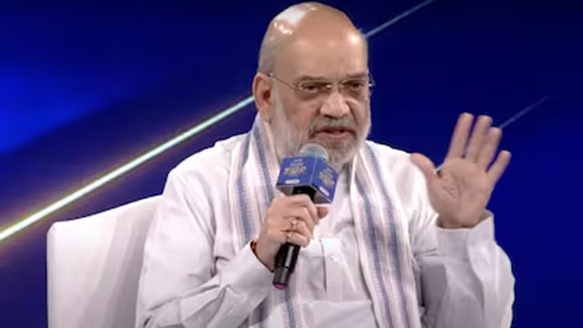 Shah urges ruthless pursuit of fugitives abroad
