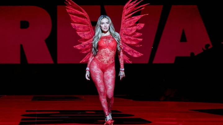 Los ángeles de Victoria's Secret vuelven a desplegar sus alas