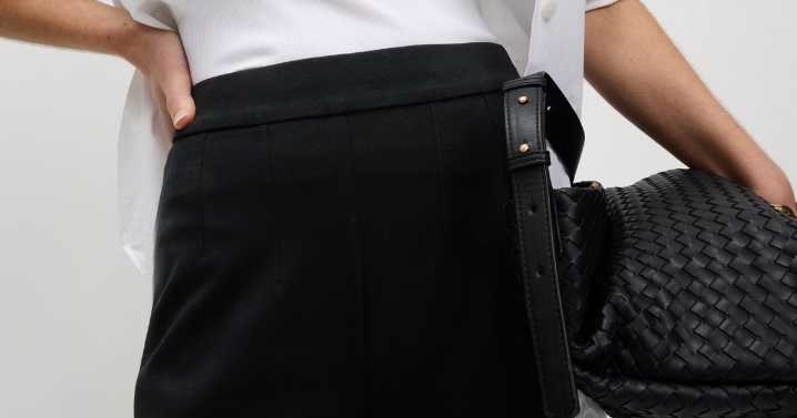 Marks and Spencer shoppers snap up £20 'comfy but smart' trousers while available for £4