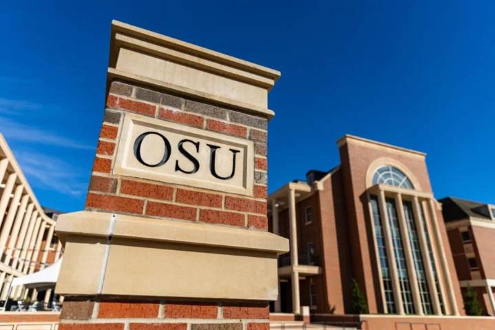Active shooter at Oklahoma State University dorm leaves 3 wounded