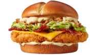 McDonald’s revive un clásico: la salsa CBO regresa con la nueva McCrispy Chicken Legend