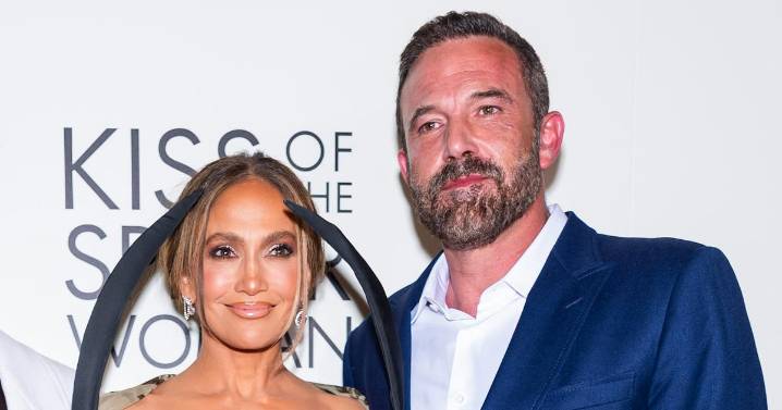 Jennifer Lopez & Ben Affleck Reunite on the Red Carpet in Classic Bennifer Style