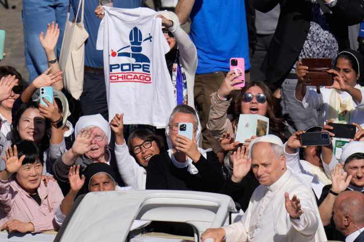 Pope urges news agencies to stand as bulwark against lies, manipulation and post