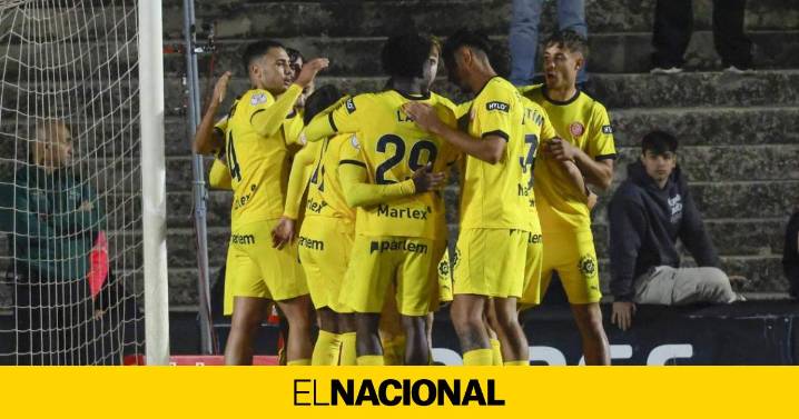 El Girona se impone al Constancia en la prórroga y pasa de ronda en la Copa del Rey (2
