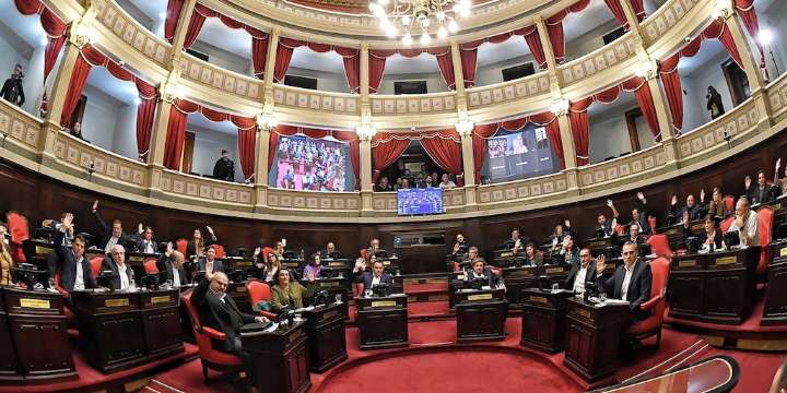 Kicillof no consiguió los votos para el endeudamiento y la negociación con todos los sectores sigue abierta