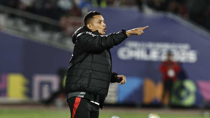 ‘Nos vamos frustrados, acá no valen sino los títulos’: César Torres, técnico de la Selección Colombia