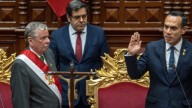 Presidente interino de Perú juramenta a ministros tras varios días sin formar Gabinete