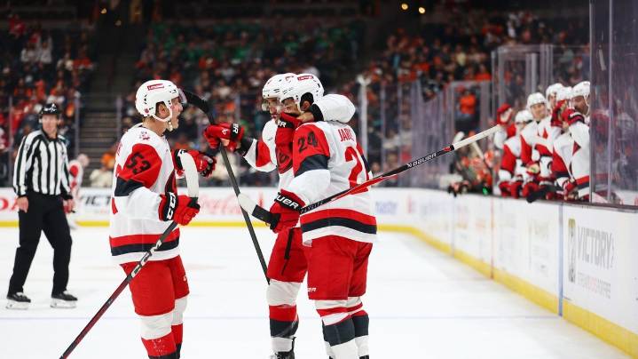 Seth Jarvis scores twice and the Carolina Hurricanes stay unbeaten, beating the Ducks 4