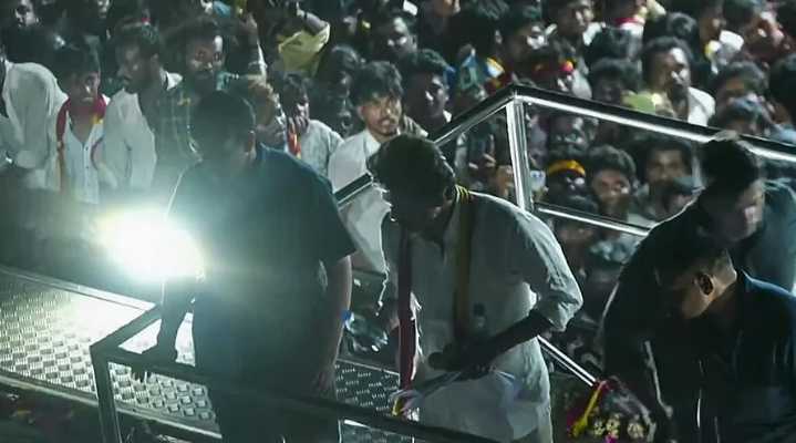 Madras HC Orders SIT Probe into Vijay Rally Stampede